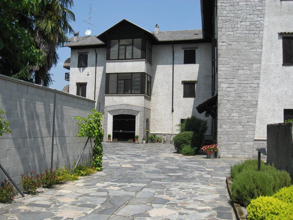 La Bottega Del Falegname Vanzaghello Exterior foto